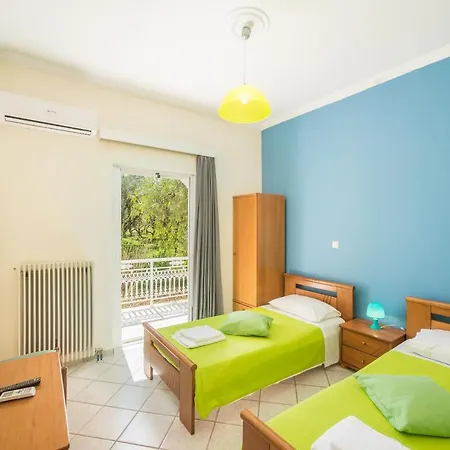 Zante 5 Bedroom With Private Pool And Basketball Court
