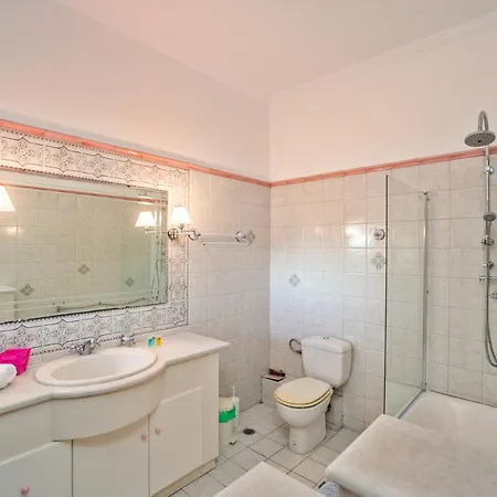 Villa Zante 5 Bedroom With Private Pool And Basketball Court *