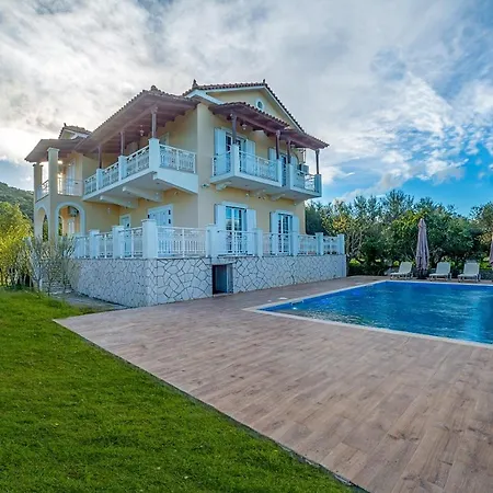 Villa Zante 5 Bedroom With Private Pool And Basketball Court *