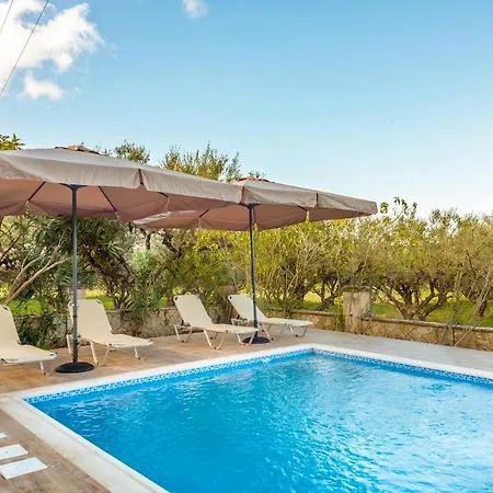 Zante 5 Bedroom With Private Pool And Basketball Court * Langadhákia